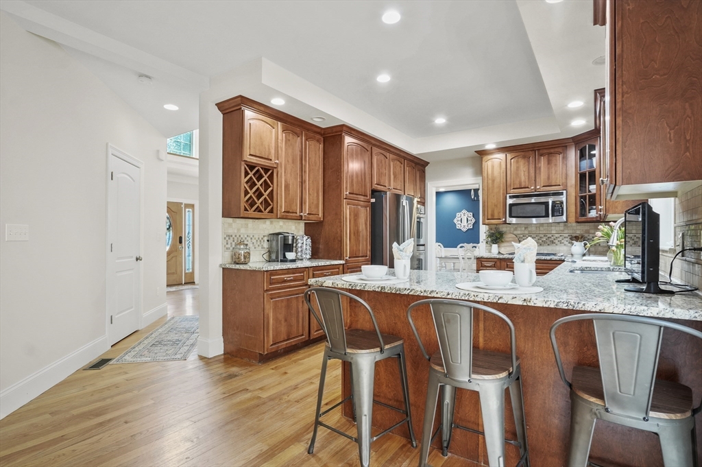 19 Hearthstone Road Hopkinton, MA 01748 - Photo 10 of 42 Gallery Image 10