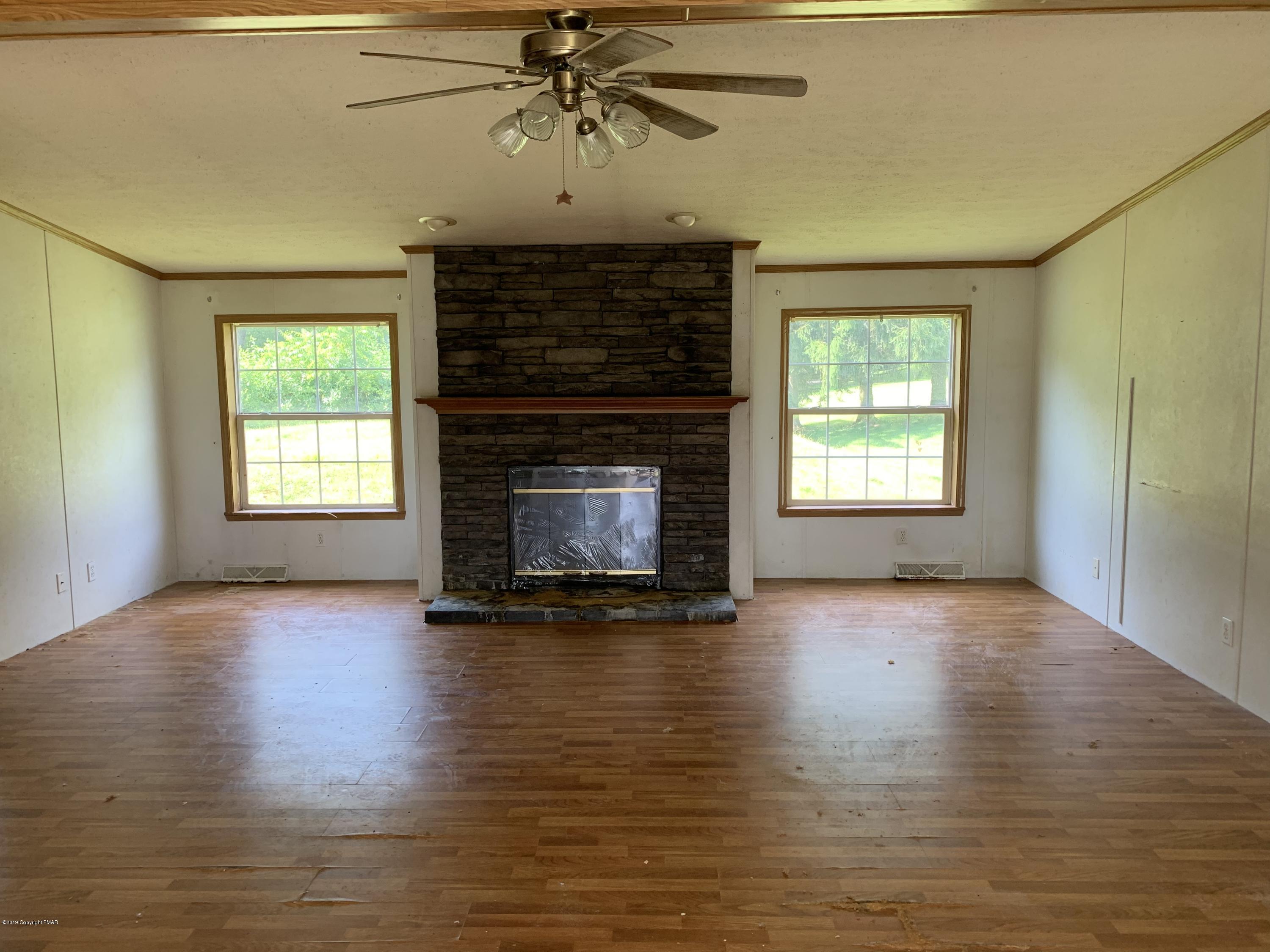 189 Rutt Road Bangor, PA 18013 - Photo 10 of 19 IMG_7019