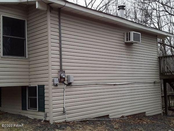 4276 Pne Rdg Drive Bushkill, PA 18324 - Photo 2 of 11 296103185_unflagged_006