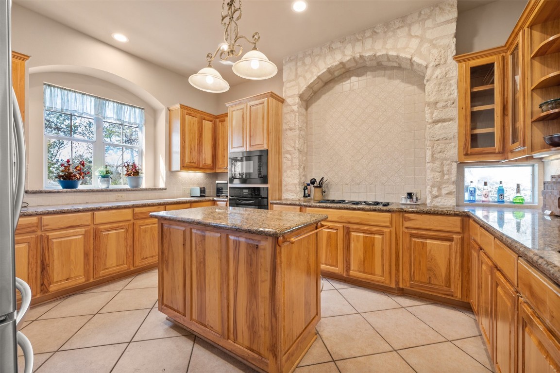 11305 Taylor Draper Lane, Unit 1A Austin, TX 78759 - Photo 14 of 39