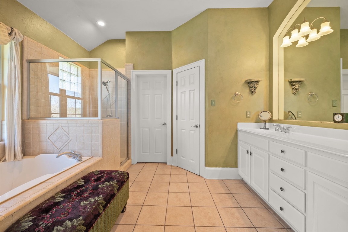 11305 Taylor Draper Lane, Unit 1A Austin, TX 78759 - Photo 22 of 39