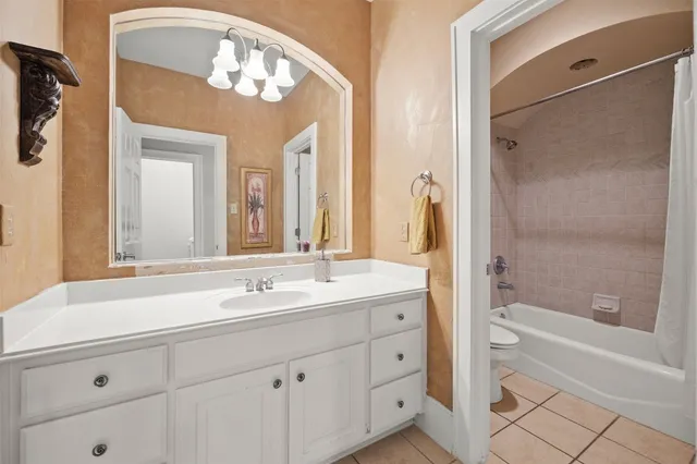 $3,950 | 11305 Taylor Draper Lane, Unit 1A, Austin, TX 78759