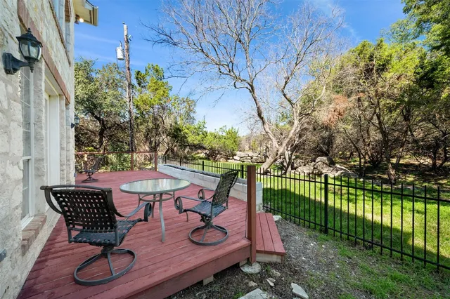 $3,950 | 11305 Taylor Draper Lane, Unit 1A, Austin, TX 78759