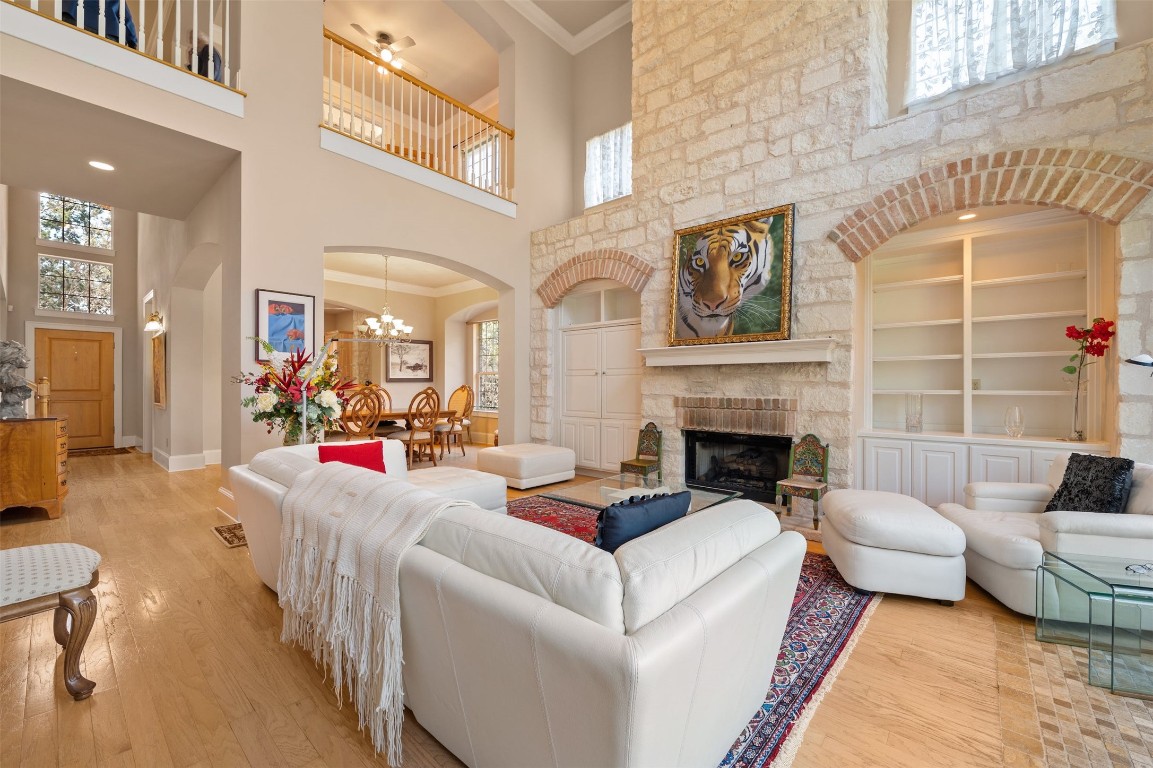 11305 Taylor Draper Lane, Unit 1A Austin, TX 78759 - Photo 4 of 39