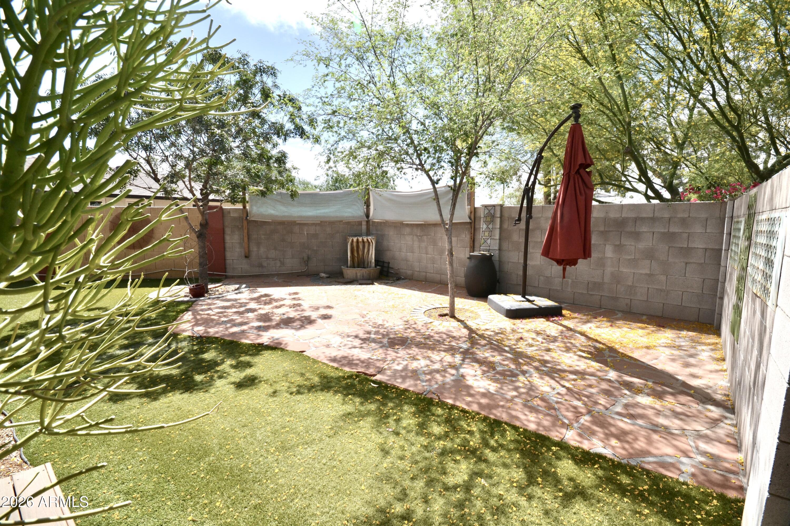 1215 West Colter Street Phoenix, AZ 85013 - Photo 14 of 42 SideYard/Patio