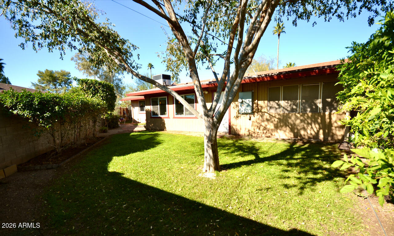 1215 West Colter Street Phoenix, AZ 85013 - Photo 36 of 41 DSC_0406