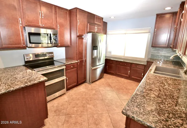 $550,000 | 1215 West Colter Street, Phoenix, AZ 85013