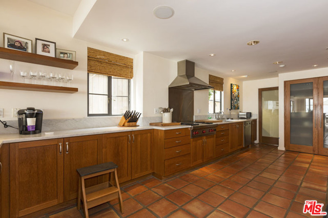 21634 Pacific Coast Highway Malibu, CA 90265 - Photo 13 of 30