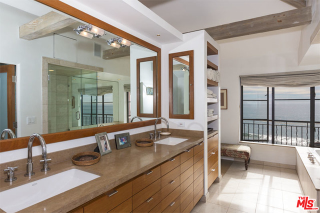 21634 Pacific Coast Highway Malibu, CA 90265 - Photo 22 of 30