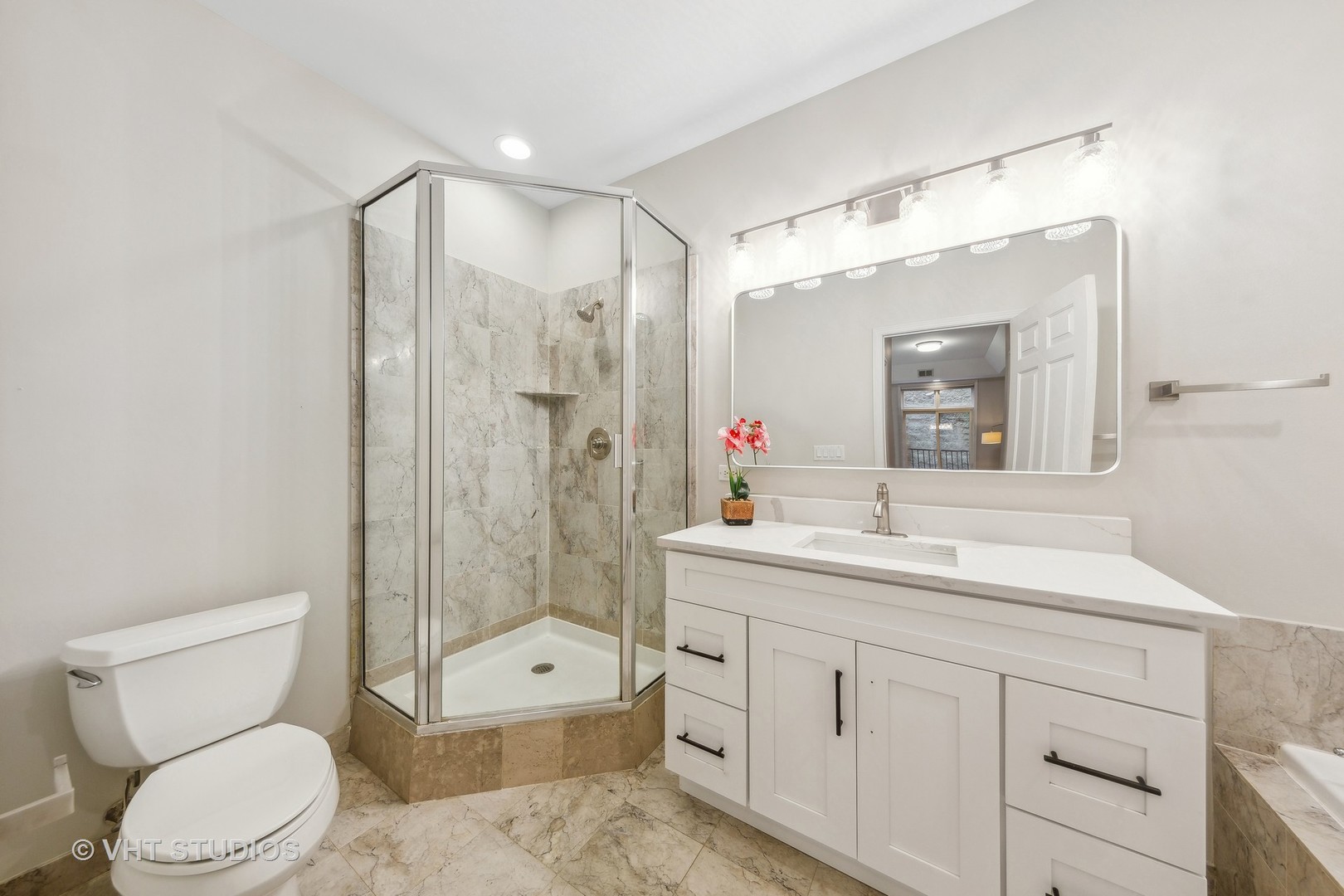 820 West Hubbard Street, Unit 4 Chicago, IL 60642 - Photo 17 of 28