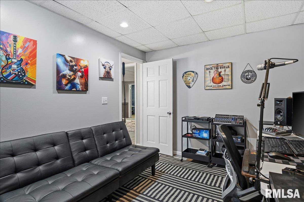 2905 Ontario Drive Springfield, IL 62707 - Photo 34 of 43