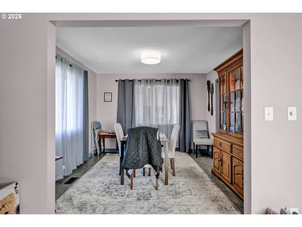 $599,999 | 389 Maxwell Road, Eugene, OR 97404