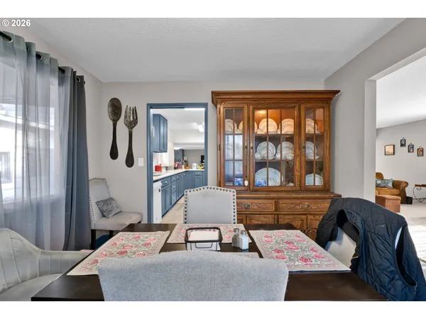 $599,999 | 389 Maxwell Road, Eugene, OR 97404