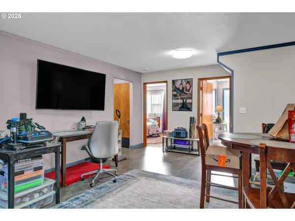 $599,999 | 389 Maxwell Road, Eugene, OR 97404