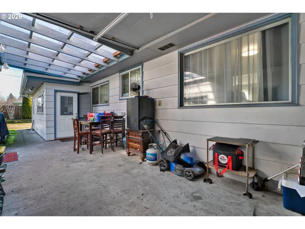 $599,999 | 389 Maxwell Road, Eugene, OR 97404