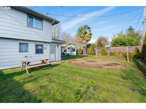 $599,999 | 389 Maxwell Road, Eugene, OR 97404