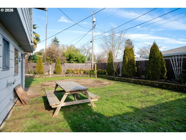 $599,999 | 389 Maxwell Road, Eugene, OR 97404