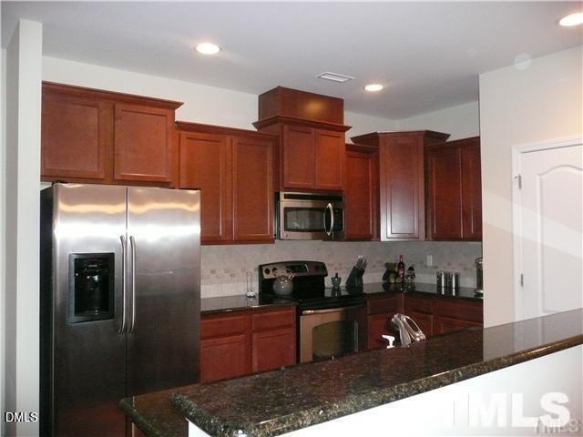 8336 Niayah Way Raleigh, NC 27612 - Photo 5 of 9 Kitchen