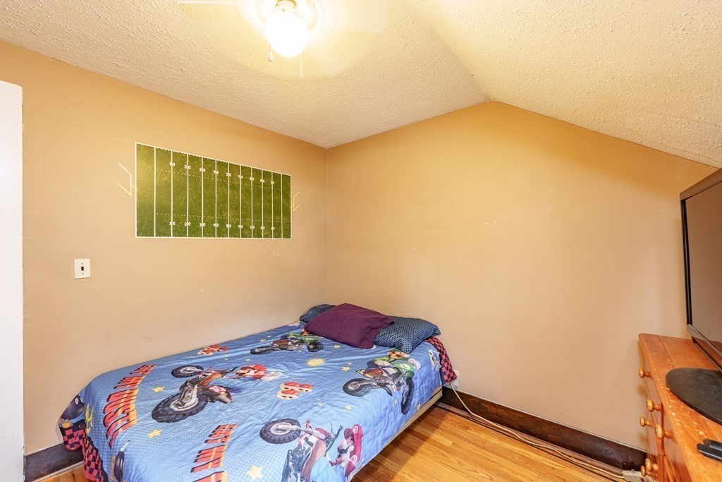 1439 Worcester Street Springfield, MA 01151 - Photo 18 of 31