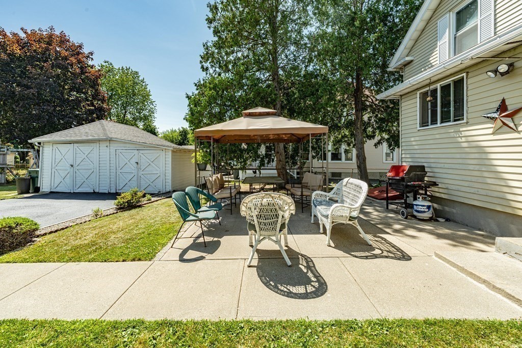 1439 Worcester Street Springfield, MA 01151 - Photo 25 of 31