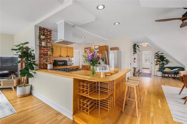 $455,000 | 7 Jenckes Street, Unit 5, Providence, RI 02906
