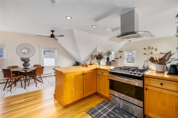 $455,000 | 7 Jenckes Street, Unit 5, Providence, RI 02906