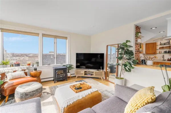 $455,000 | 7 Jenckes Street, Unit 5, Providence, RI 02906