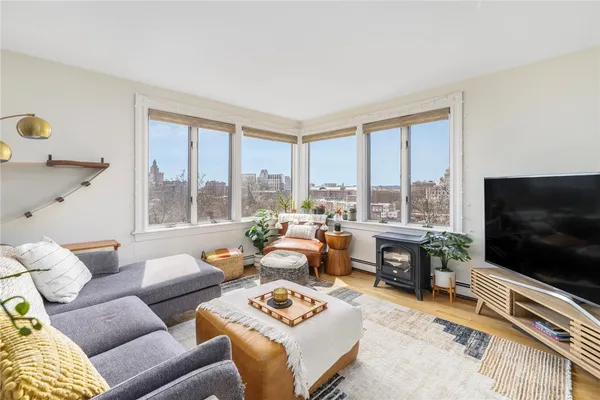 $455,000 | 7 Jenckes Street, Unit 5, Providence, RI 02906