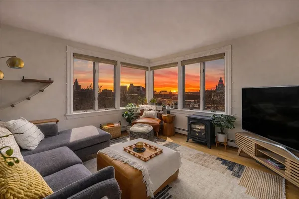 $455,000 | 7 Jenckes Street, Unit 5, Providence, RI 02906
