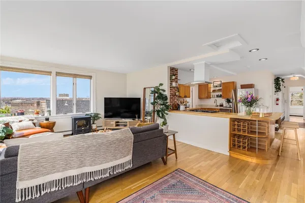 $455,000 | 7 Jenckes Street, Unit 5, Providence, RI 02906