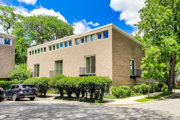 $4,500 | 5616 South Harper Avenue, Chicago, IL 60637