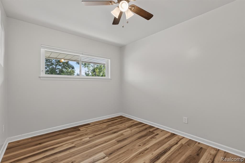 12523 Pennsylvania Road, Unit 2 Riverview, MI 48193 - Photo 10 of 18 Gallery Image 10