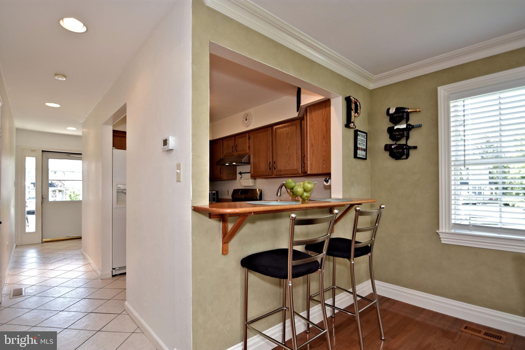 109 Deer Run Road Perkasie, PA 18944 - Photo 8 of 30 Breakfast bar