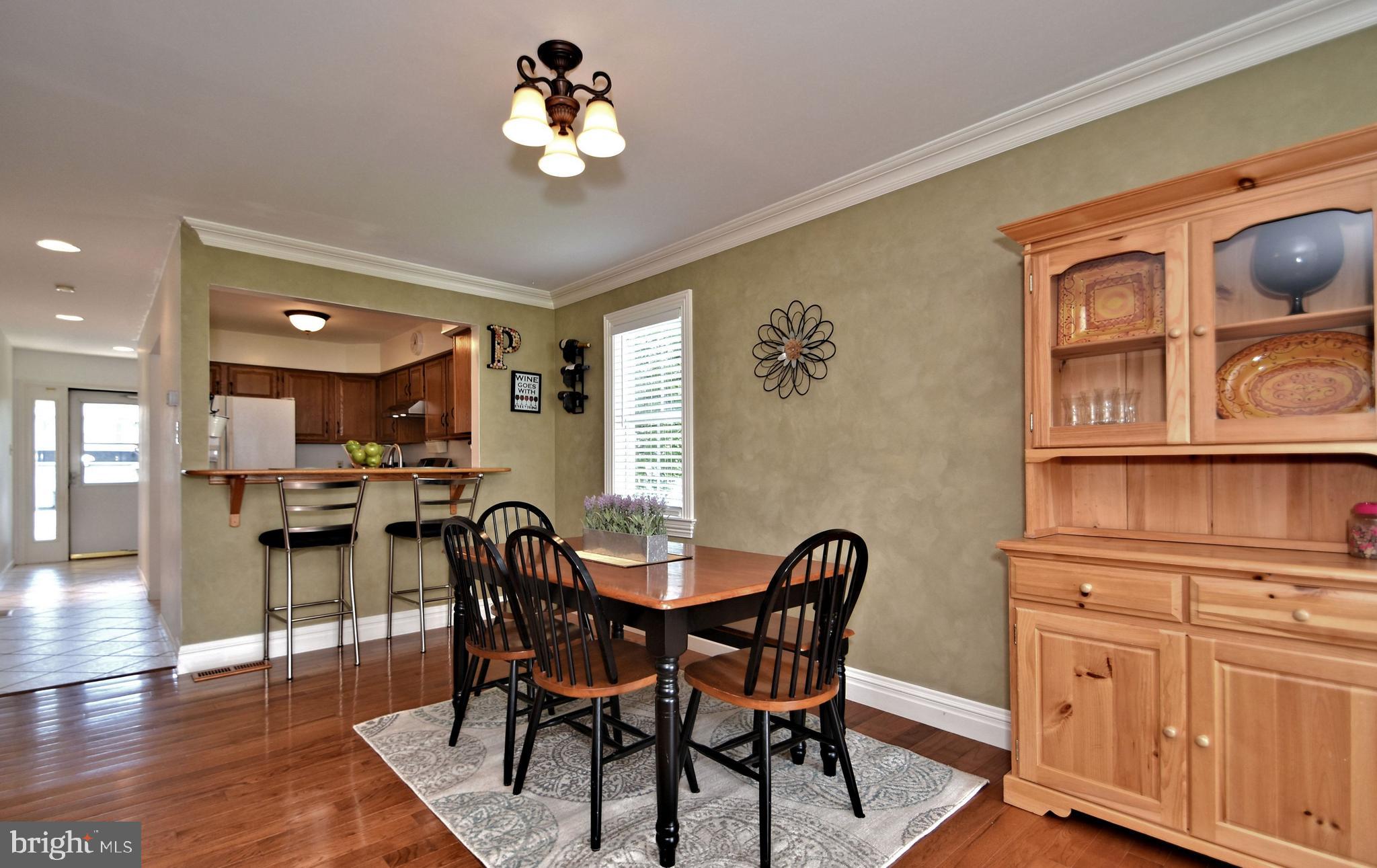 109 Deer Run Road Perkasie, PA 18944 - Photo 10 of 30 Dining room