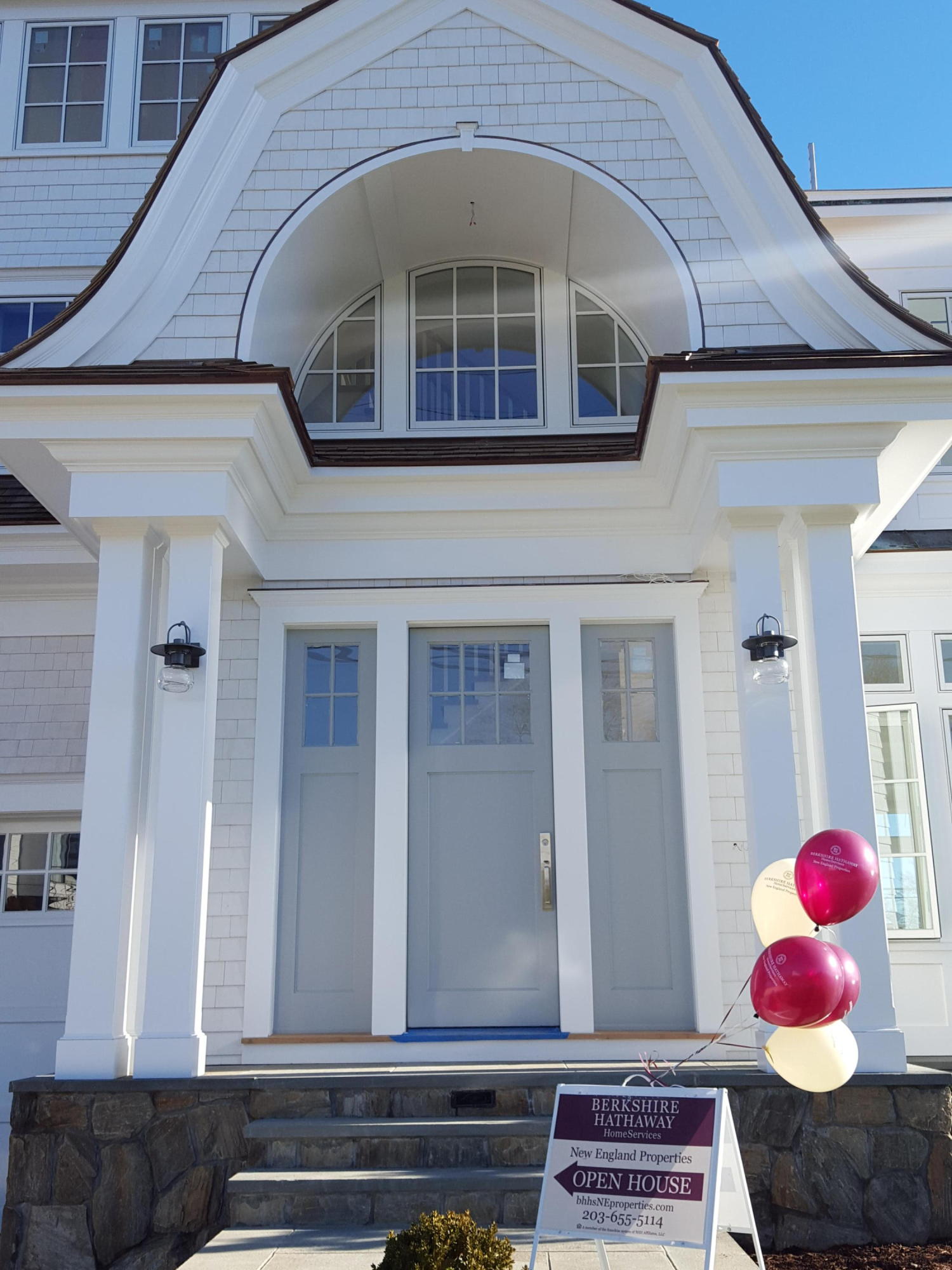 23 Crescent Beach Road Rowayton, CT 06853 - Photo 7 of 34 a front view of a house