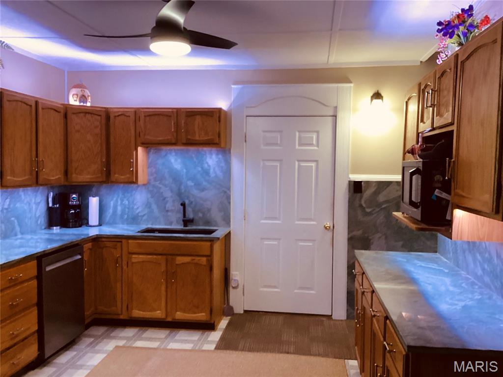 530 Porterford Road Union, MO 63084 - Photo 13 of 44