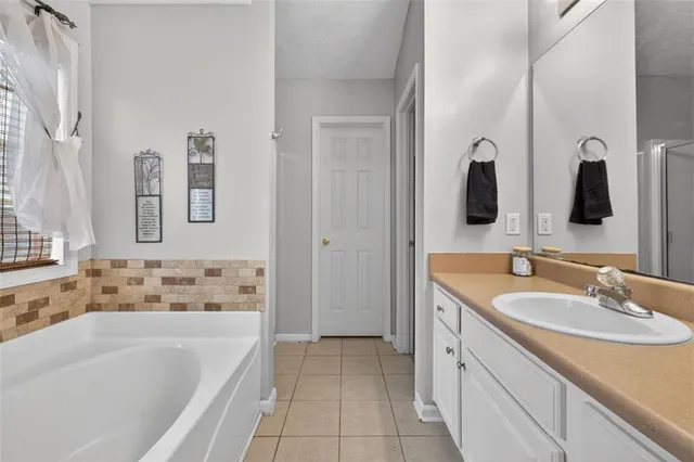 $329,900 | 405 Bradford Way, Auburn, GA 30011