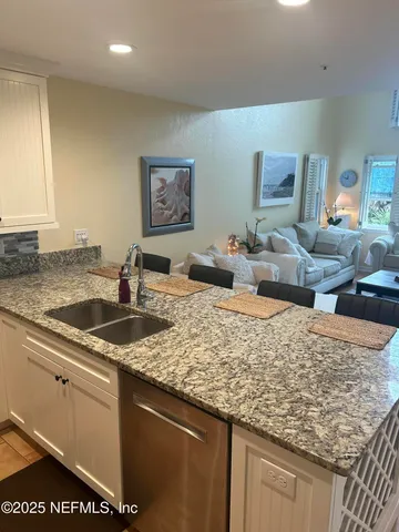 $3,200 | 110 Ocean Hollow Lane, Unit 120, St. Augustine, FL 32084