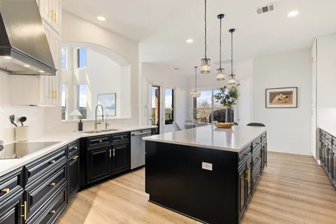 $1,445,000 | 2702 Lakehurst Road, Spicewood, TX 78669