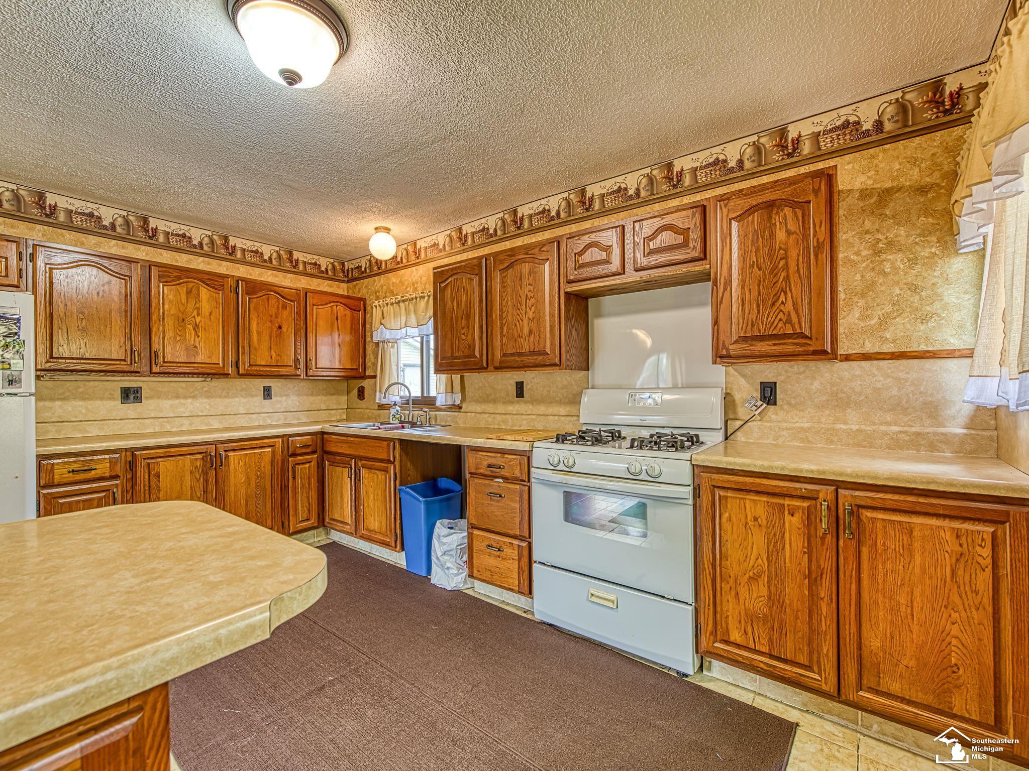 8655 Ida Maybee Road Monroe, MI 48162 - Photo 20 of 35 50193593-1934cc7c-9bcb-4e7a-bb09-d17af1f4564e.JPG