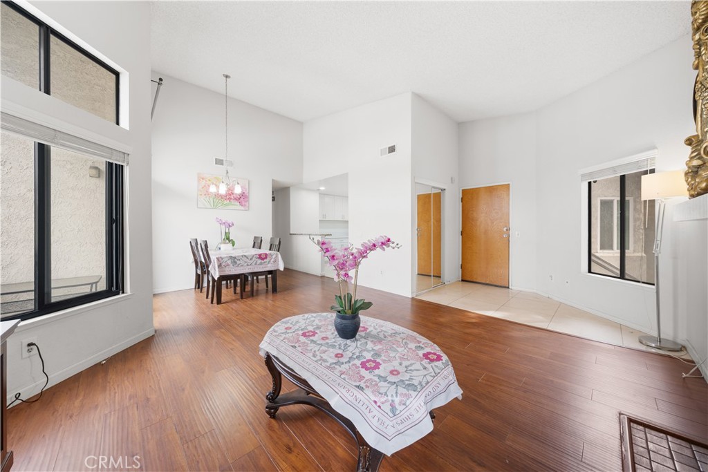 18 Town And Country Road Pomona, CA 91766 - Photo 15 of 60