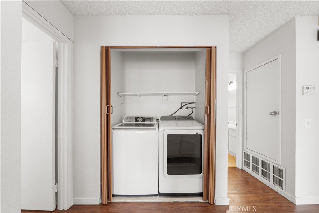 18 Town And Country Road Pomona, CA 91766 - Photo 30 of 60