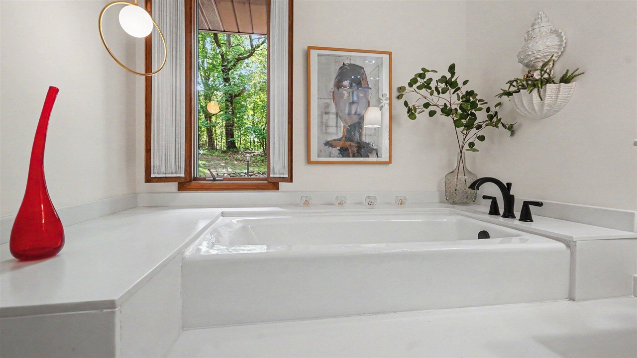 5595 Mountain Road Brighton, MI 48116 - Photo 27 of 61