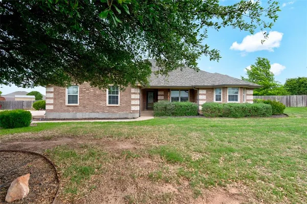$525,000 | 118 Divide Avenue, Tuscola, TX 79562