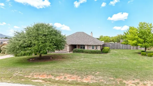 $525,000 | 118 Divide Avenue, Tuscola, TX 79562