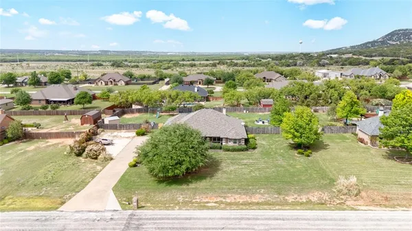 $525,000 | 118 Divide Avenue, Tuscola, TX 79562