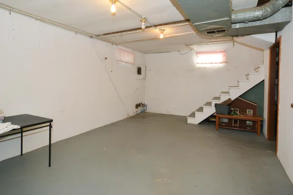 $339,000 | 601 North Kalamazoo Street, Paw Paw, MI 49079