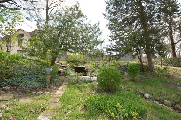 $339,000 | 601 North Kalamazoo Street, Paw Paw, MI 49079