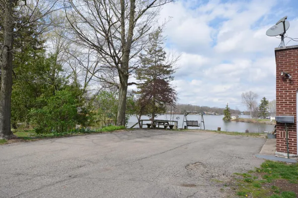 $339,000 | 601 North Kalamazoo Street, Paw Paw, MI 49079