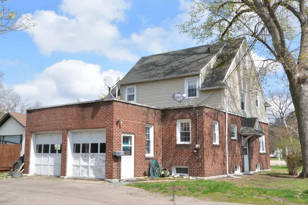 $339,000 | 601 North Kalamazoo Street, Paw Paw, MI 49079